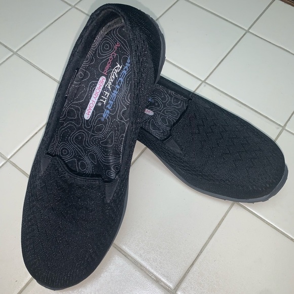 Skechers Relaxed Fit: Reggae Fest - Willows Size 6.5 - Picture 2 of 9